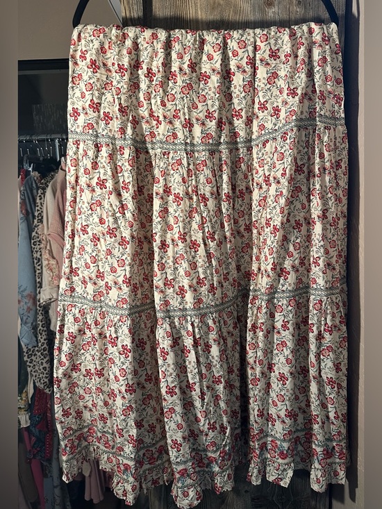 Max Studio Dresses & Skirts - Max Studio Cream Maxi Skirt with Red Floral Print